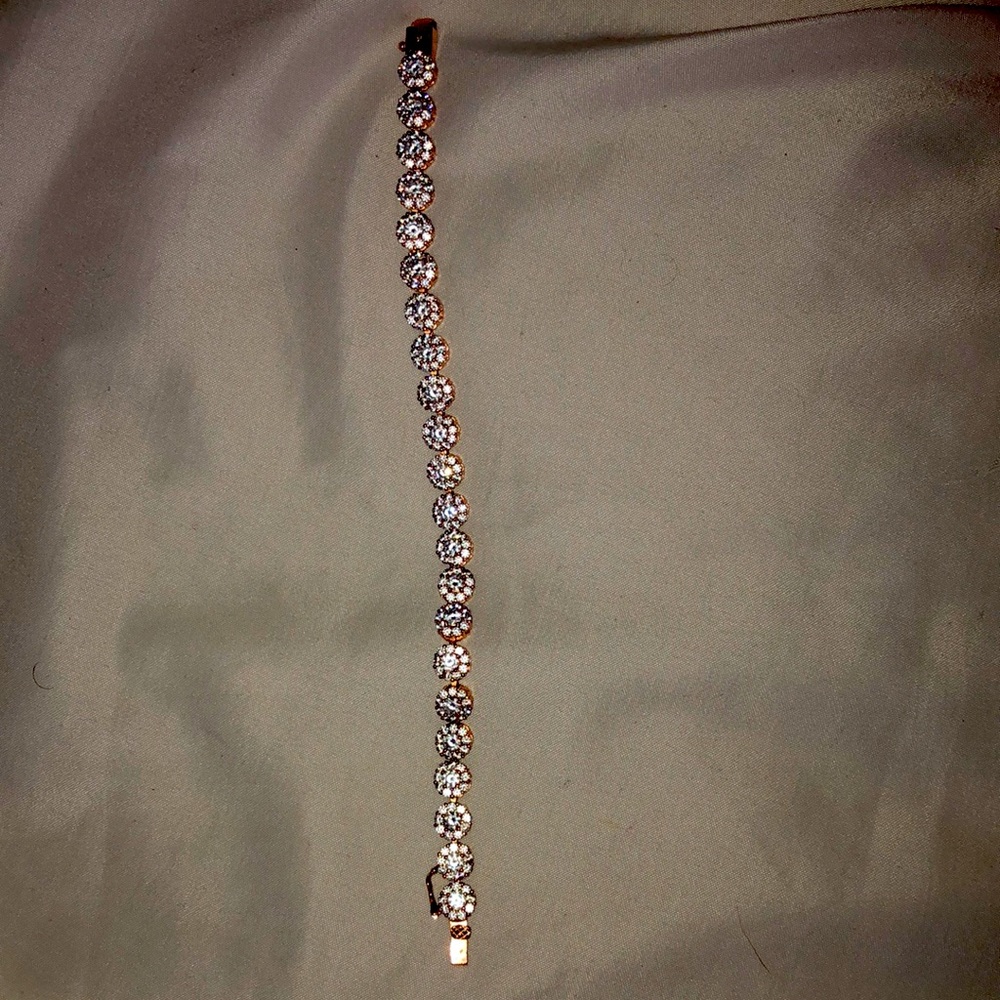 Rose gold full diamond bracelet size adjustable